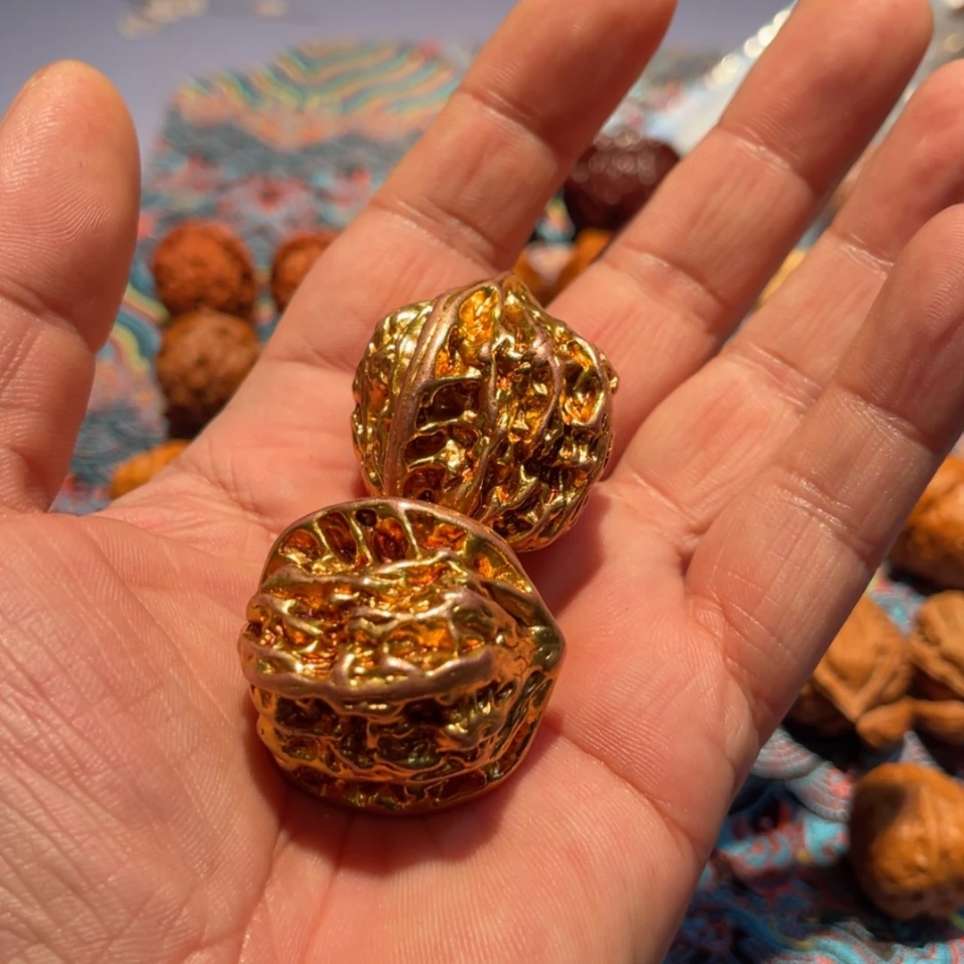 【闪购商品】文玩核桃吊坠瞧***帅