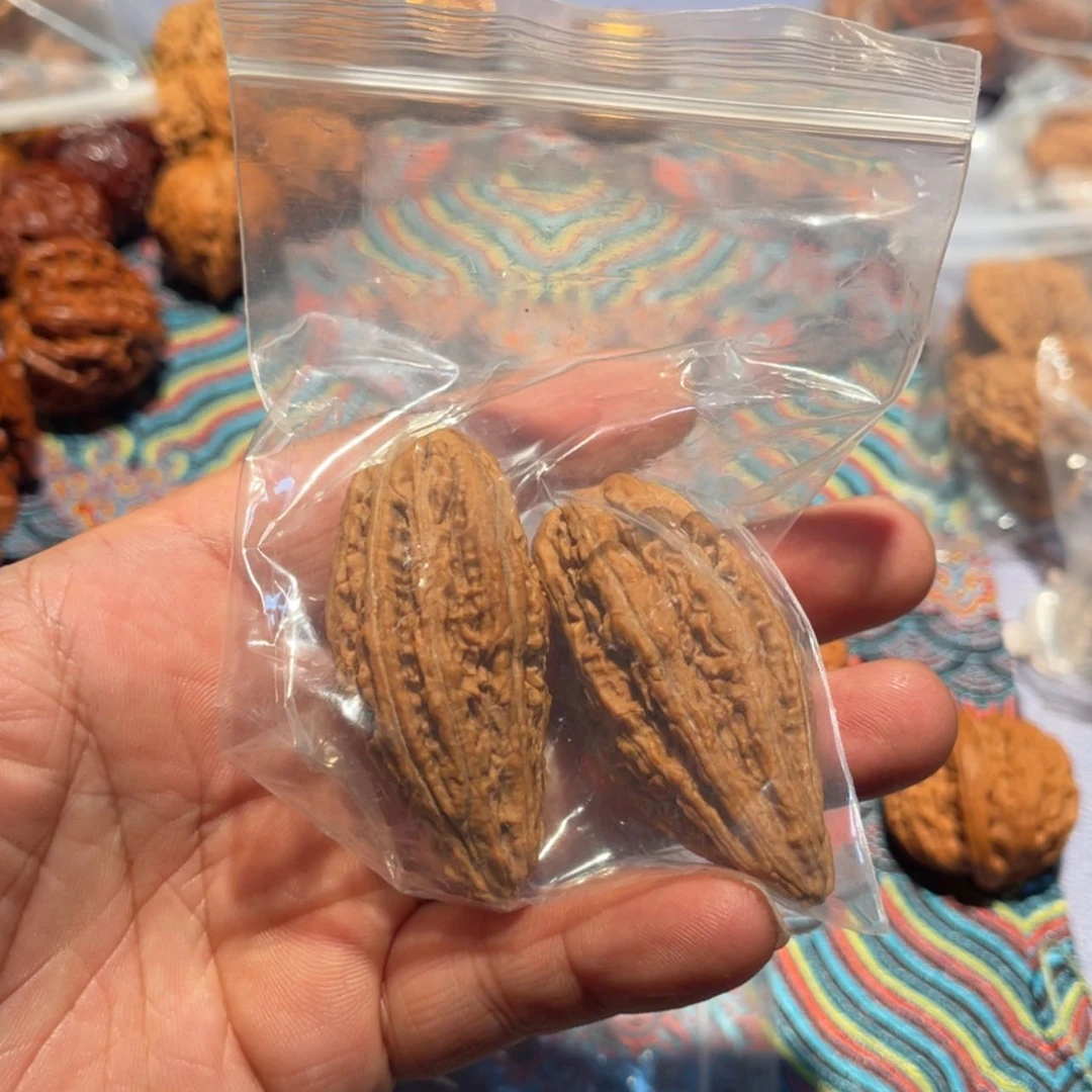 【闪购商品】文玩核桃吊坠大*卫