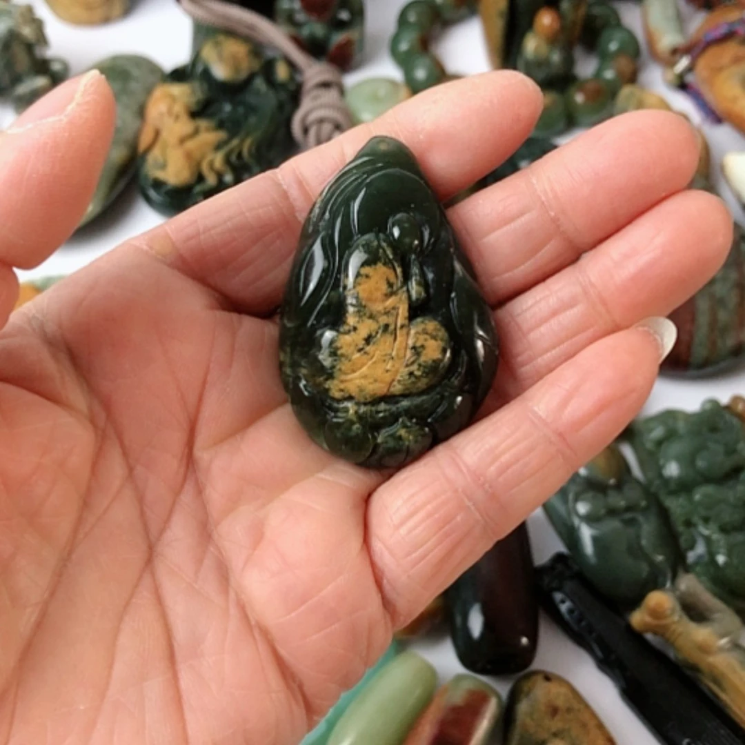 【闪购商品】岫岩河磨玉(透闪石质玉)颈饰未镶嵌用****1