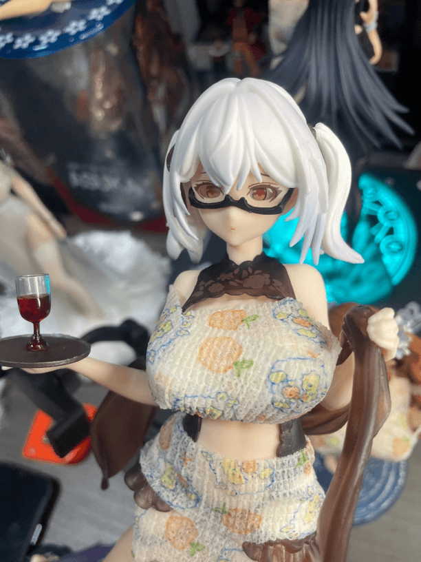 优质祖国版侍酒女郎辛西娅追视眼手办