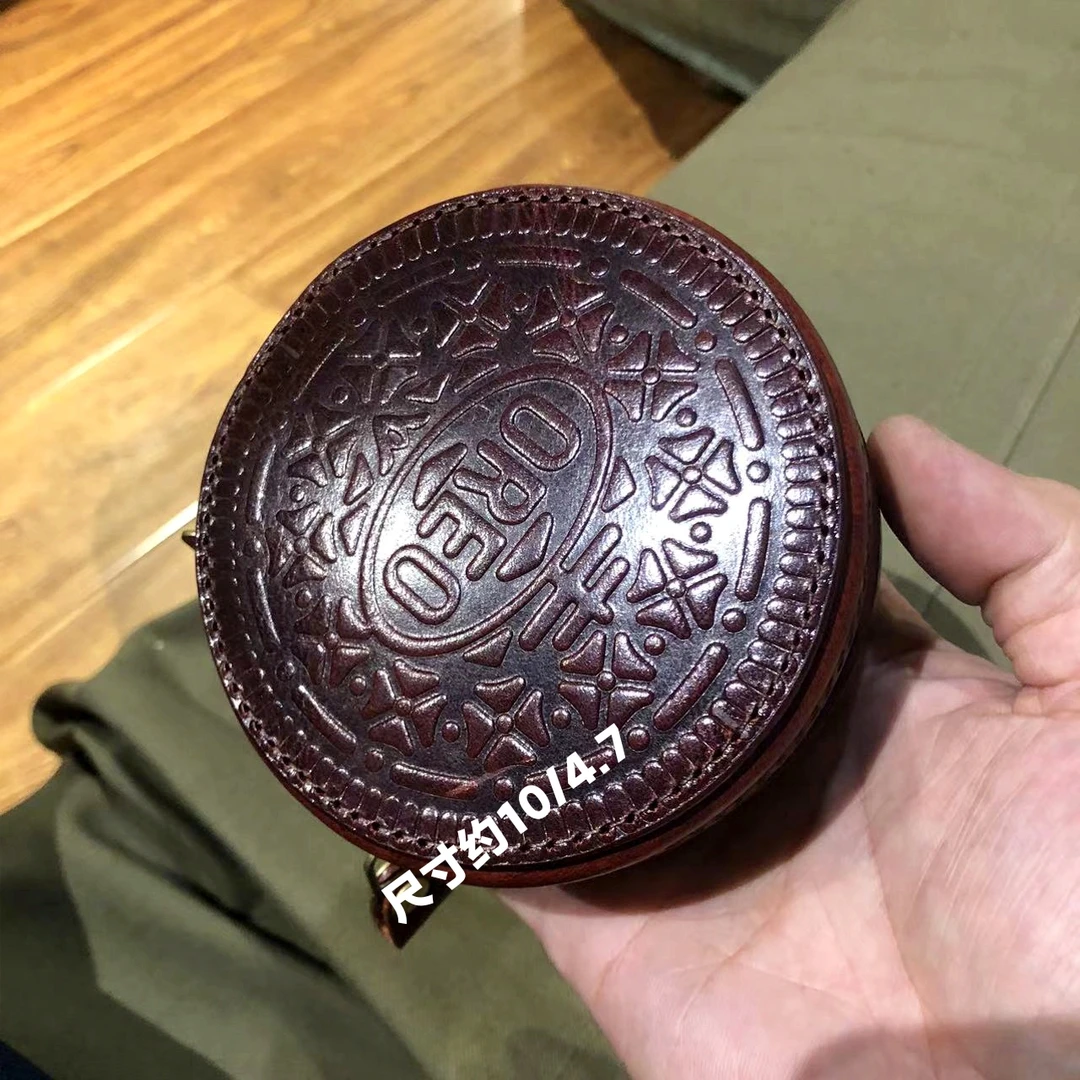 制道手工女士复古时尚手拿收纳包牛皮奥利奥质感重工零钱包