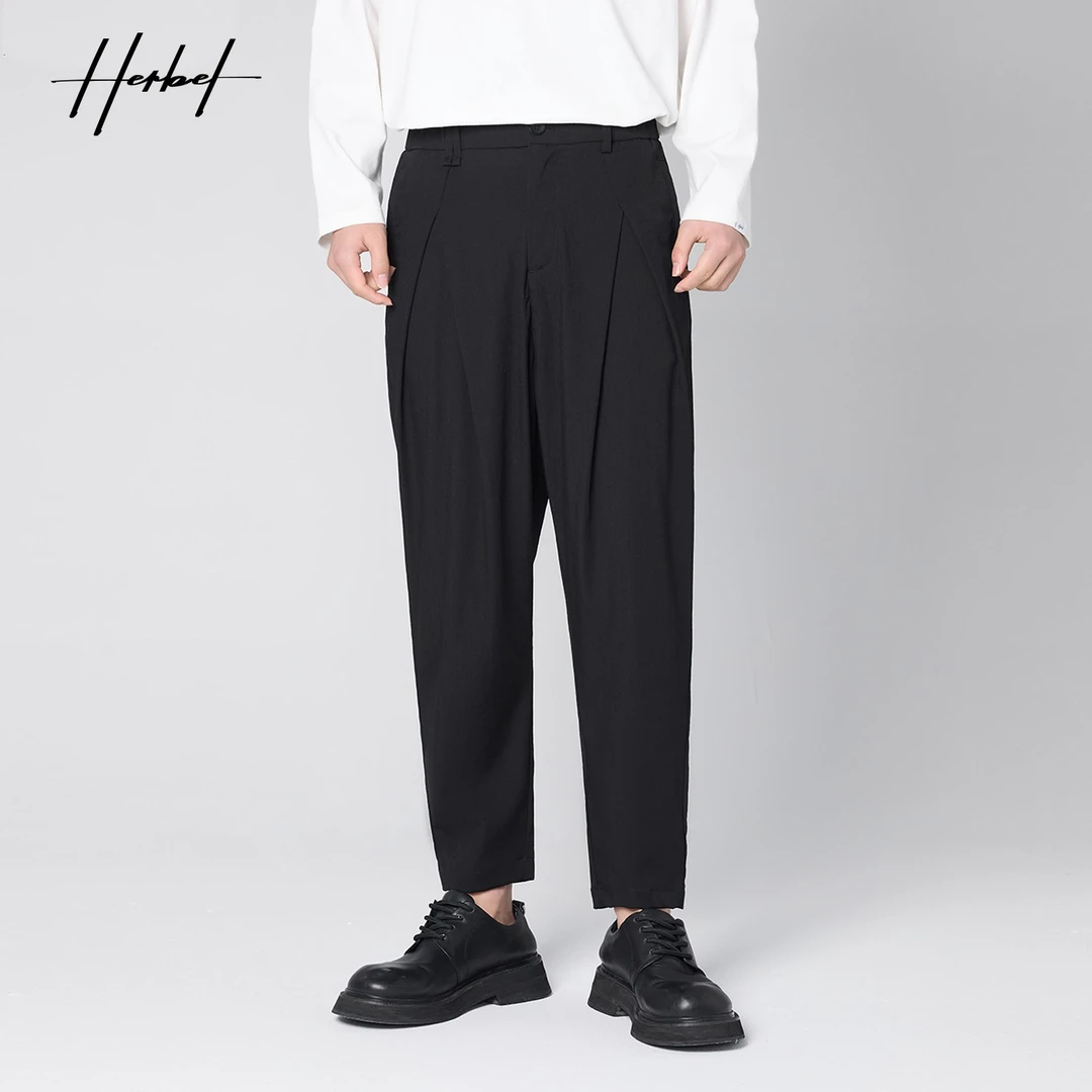 HERBEL/黑白2024春季新款男士黑色宽松裤子直筒锥形休闲裤