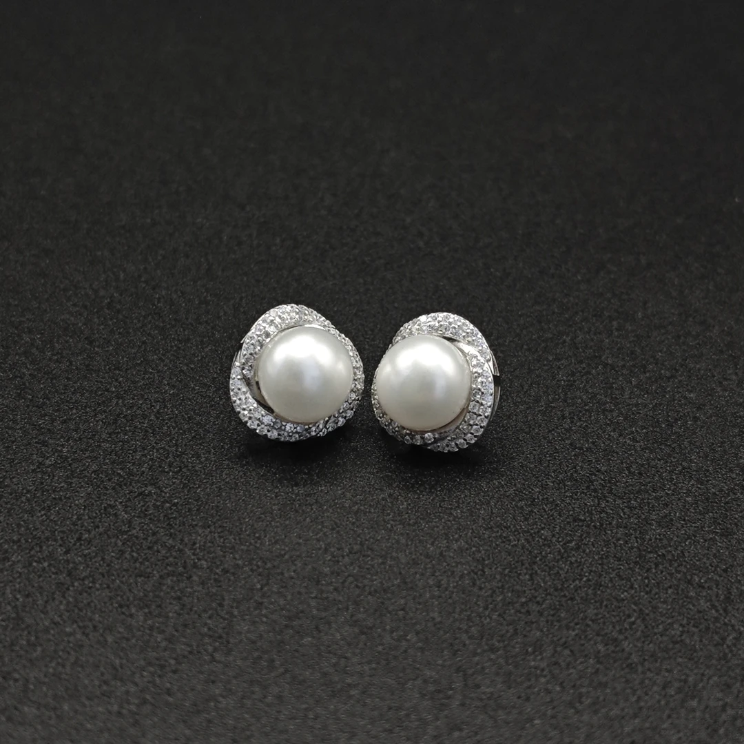 新款无核面包白珍珠9-10MM银s925镶嵌耳钉气质职场聚会百搭款耳饰