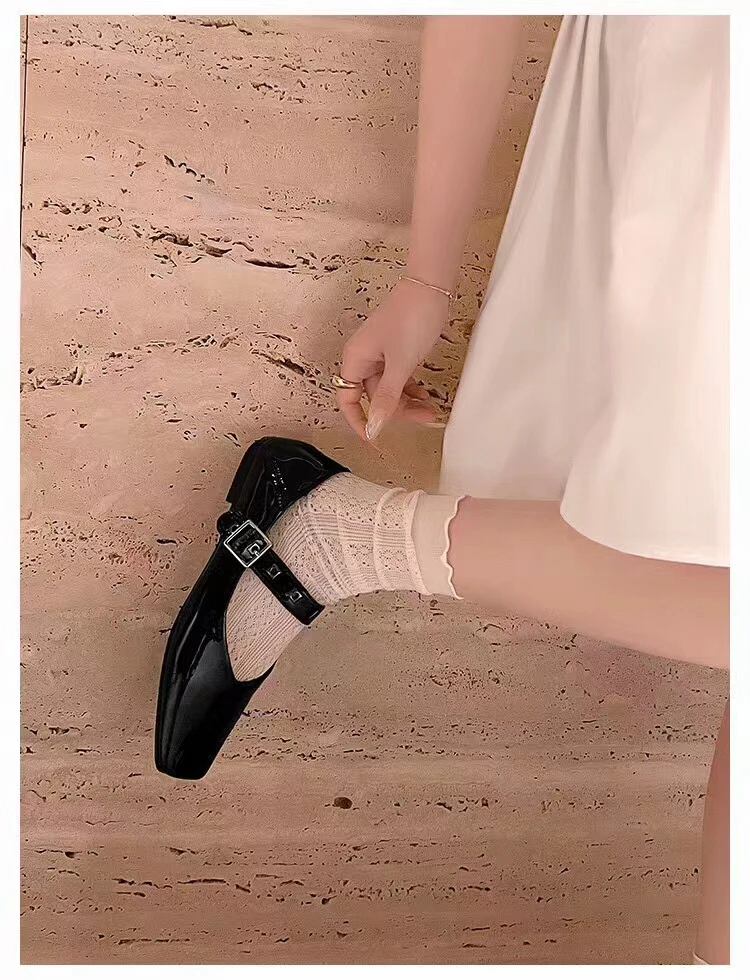 998-230新款浅口一字扣带单鞋jdmq