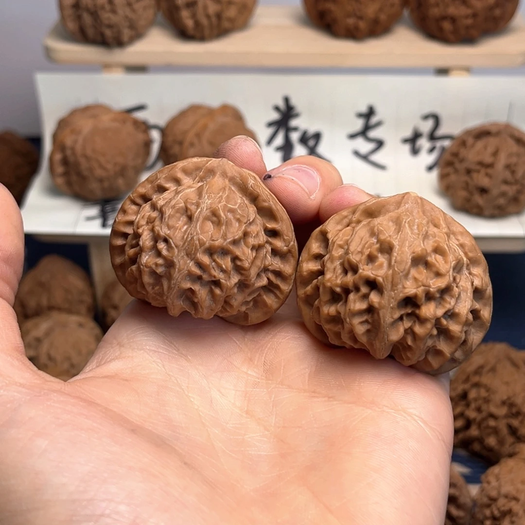 文玩核桃吊坠42微瑕宫灯