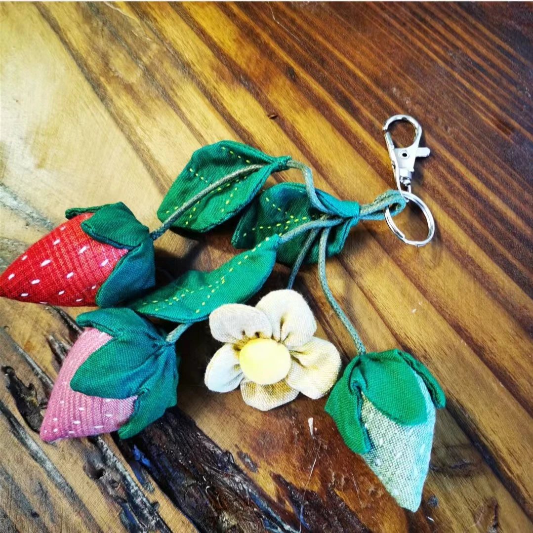 杨老师布艺 草莓挂件