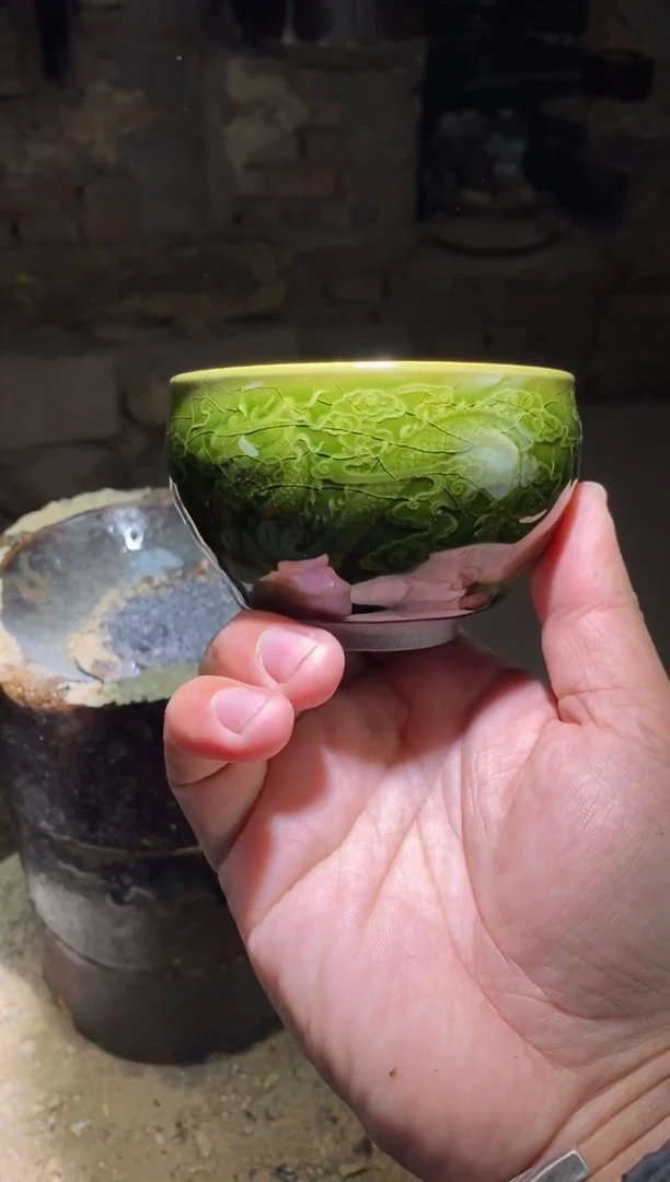 【闪购商品】瓷茶盏绿玉子龙凤呈祥 将军 （配礼盒证书）