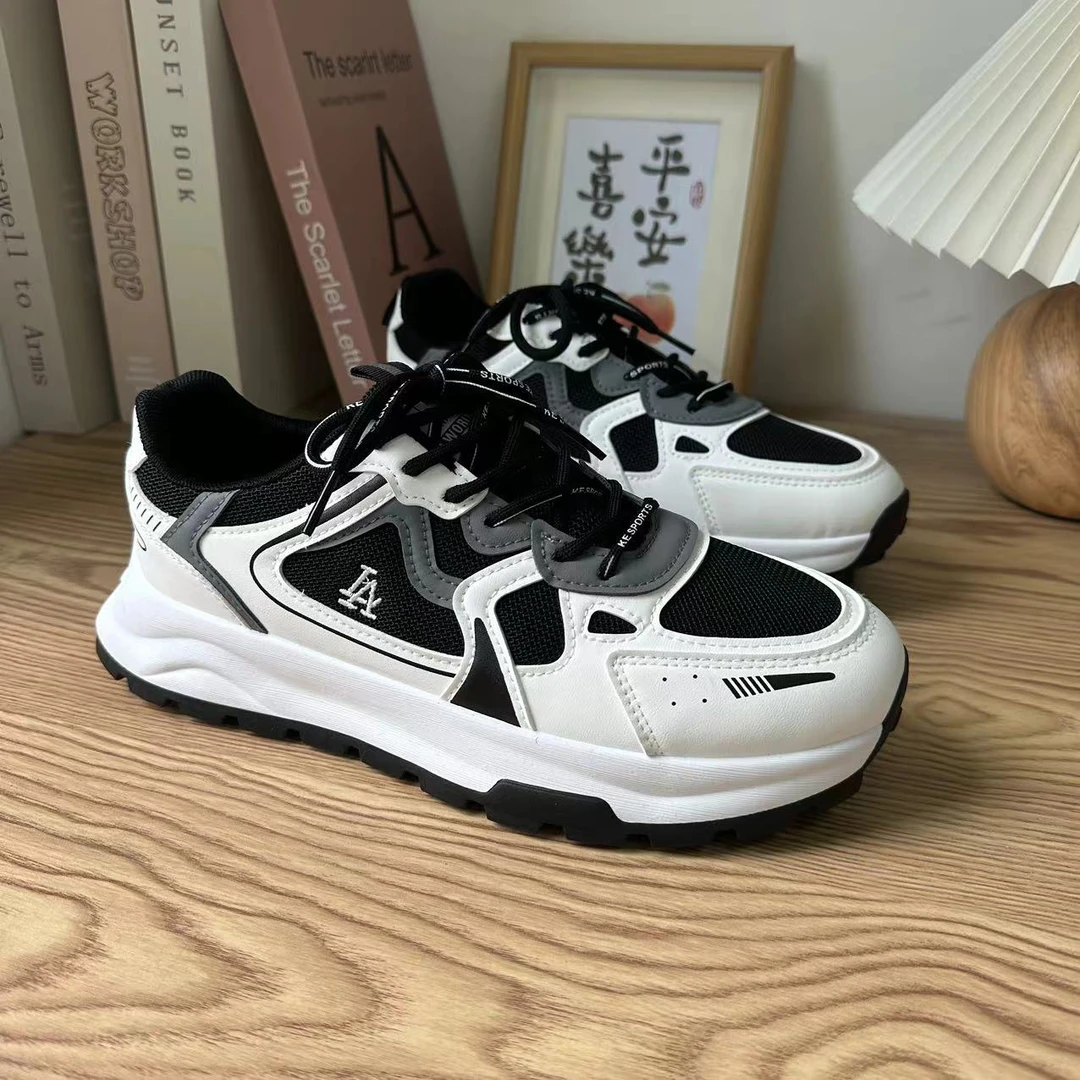 16802 黑白 男运动鞋夏季网面透气跑步鞋2024新款厚底运动阿甘鞋