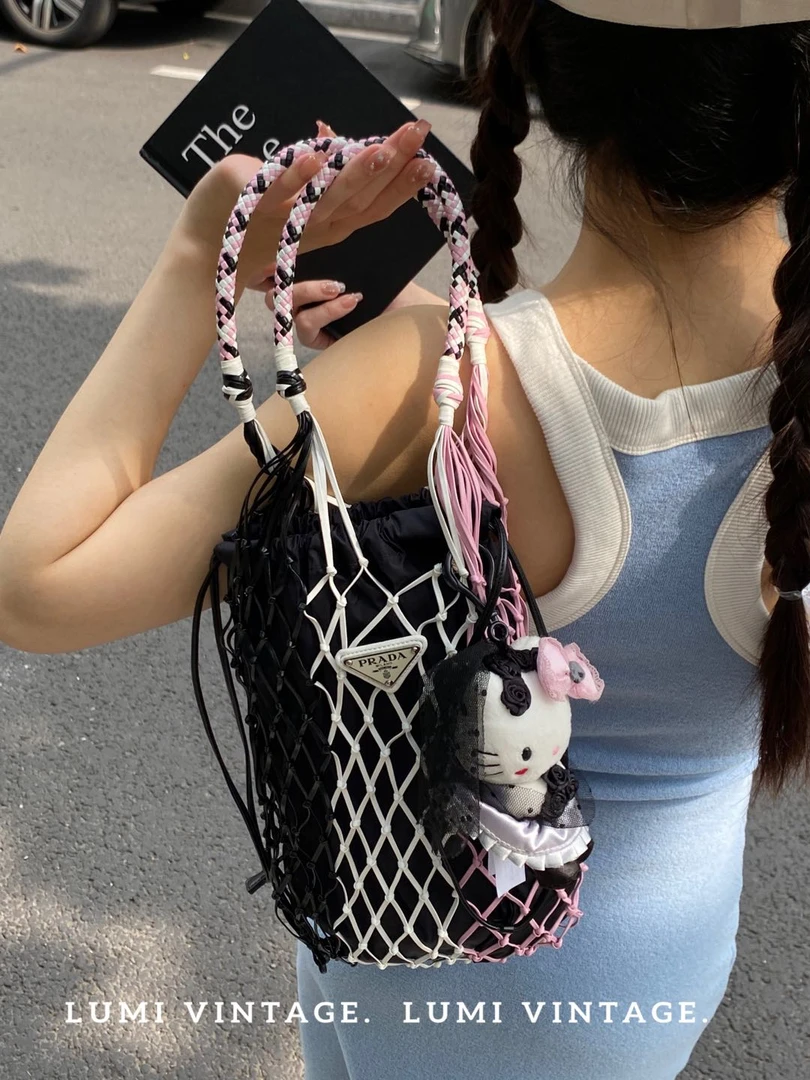 95新 Prada/普拉达 黑白粉网兜包24689482