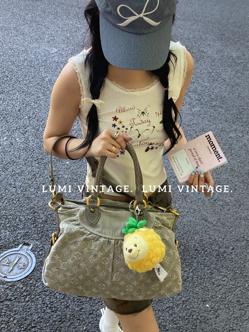 95新 LouisVuitton/路易威登 灰色单宁斜挎包 52941530