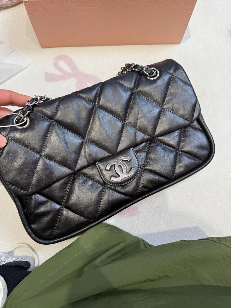 95新 Chanel/香奈儿 黑银牛皮cf机场口盖包单肩包77041625