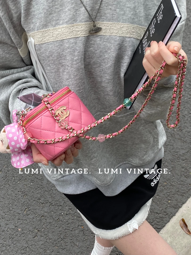 95新 Chanel/香奈儿 粉色23p爱心珐琅链条化妆盒58410409