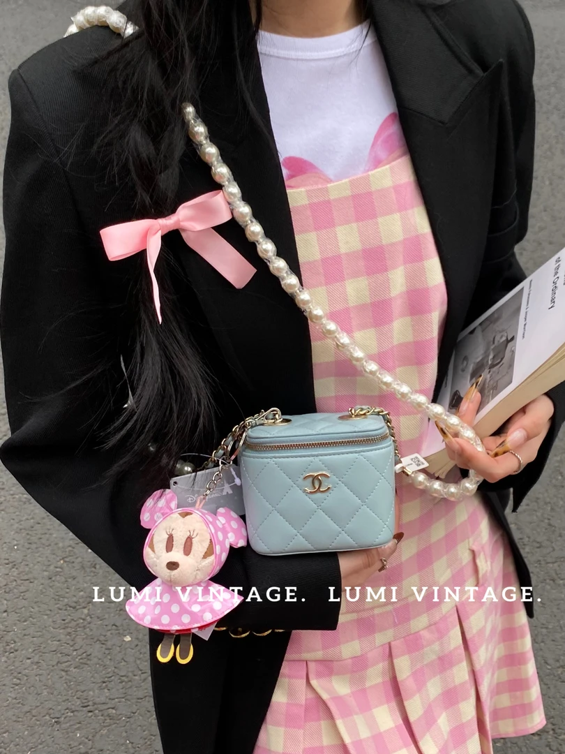 95新 Chanel/香奈儿 蓝色银扣珍珠链化妆盒16956673