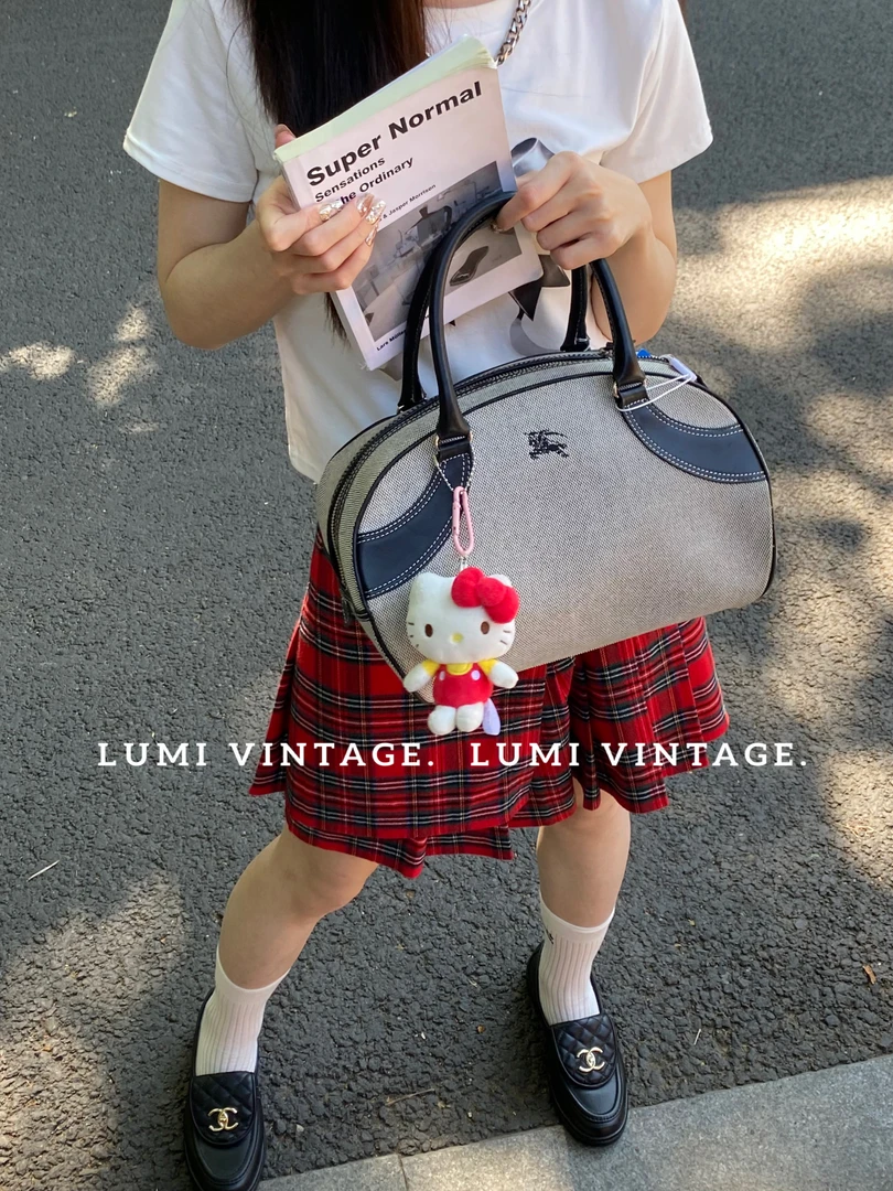 95新 BURBERRY/博柏利 黑白帆布保龄球包54329564