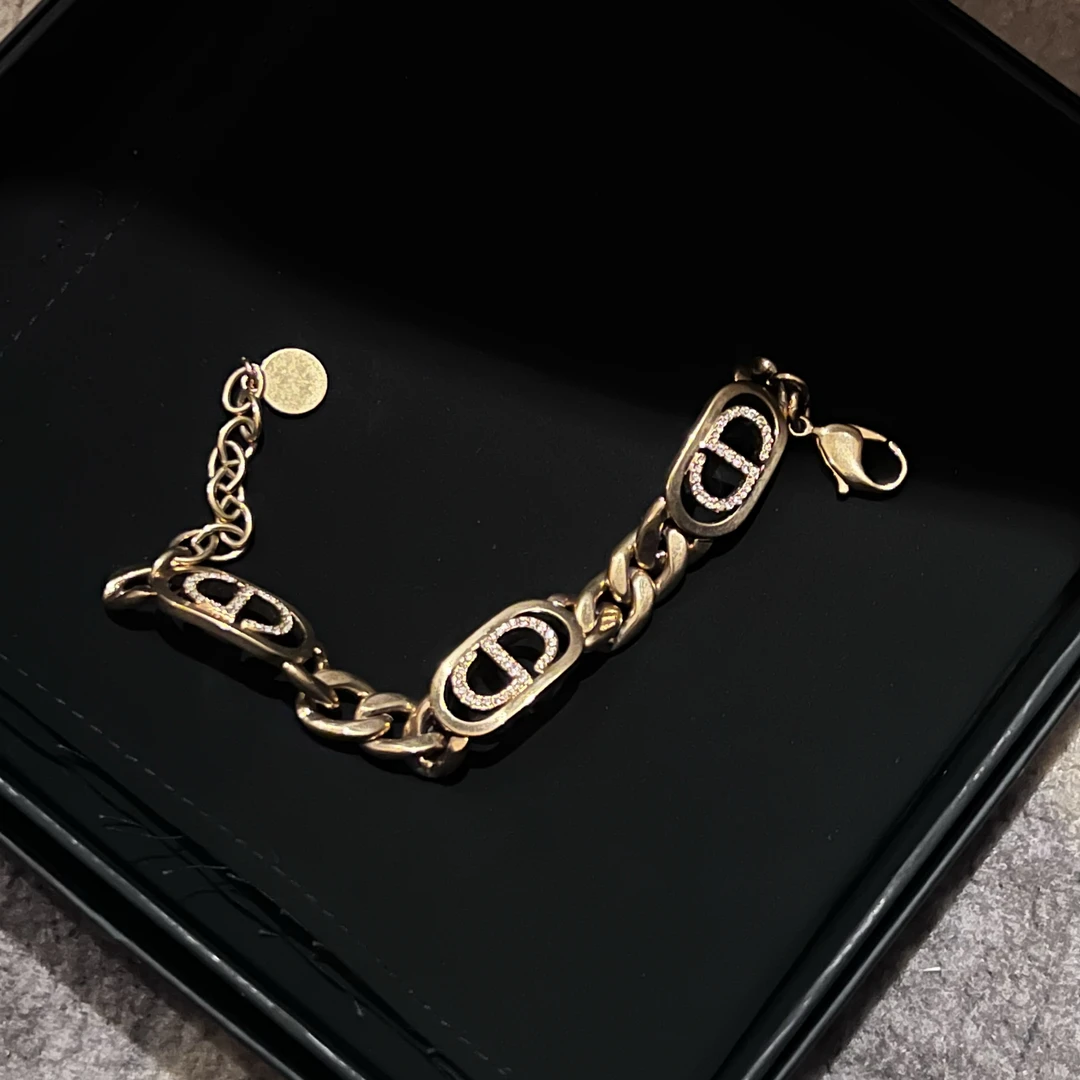 95新 DIOR/迪奥 猪鼻子钻钻手链65910920