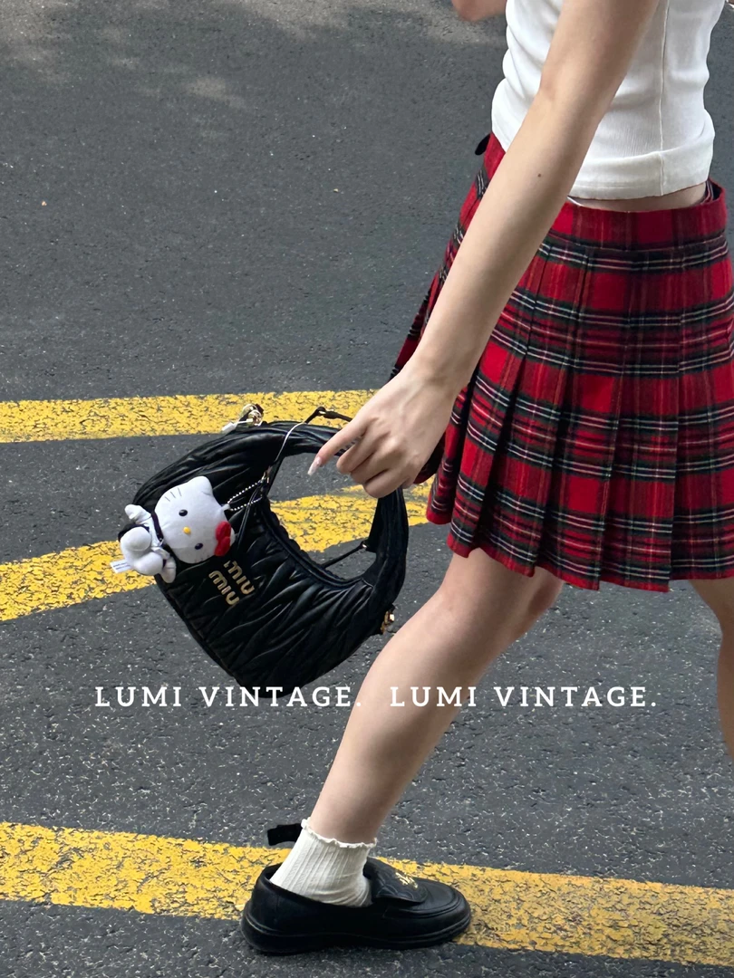95新 MIU MIU/缪缪 黑金羊皮褶皱小号wander单肩包59722765