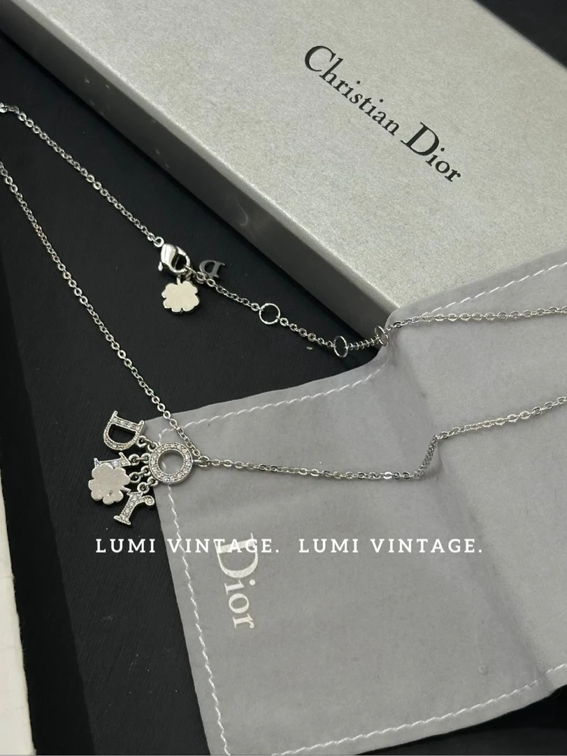 95新 DIOR/迪奥 银色四叶草满钻logo项链27845540