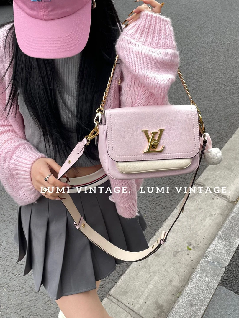 95新 LouisVuitton/路易威登 Lock me拼色牛皮金扣单肩包55759800