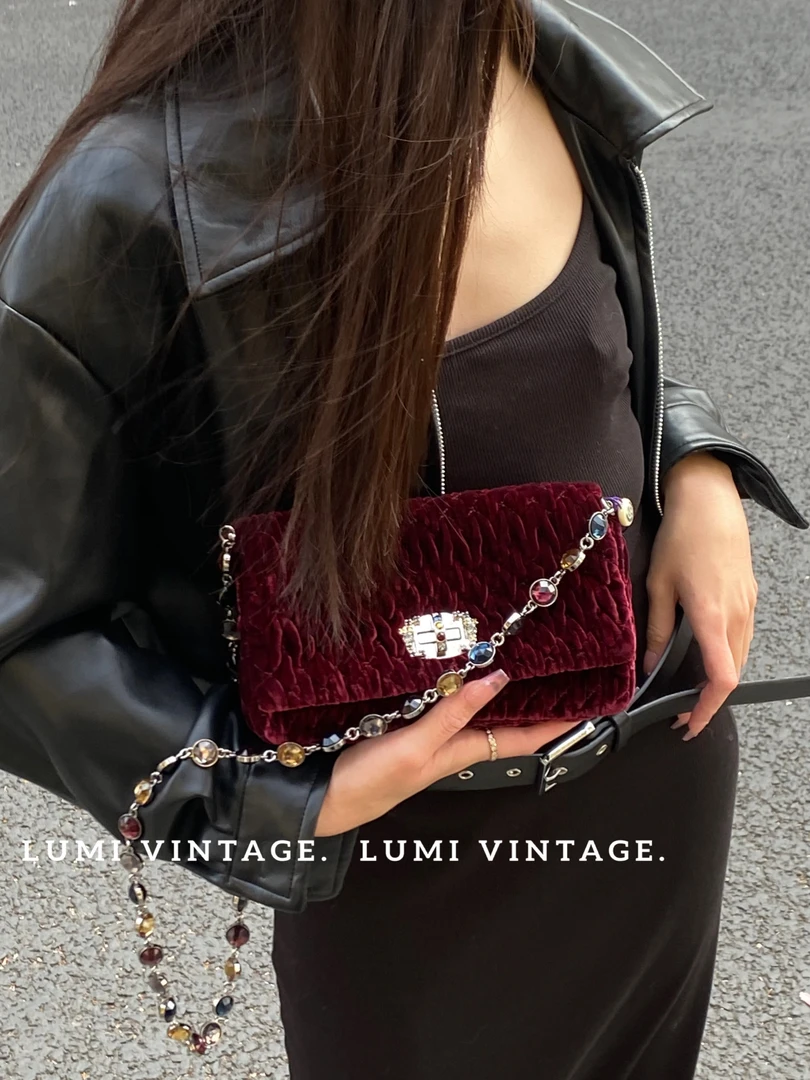 95新 MIU MIU/缪缪 酒红色丝绒彩色小宝石斜挎包40599412