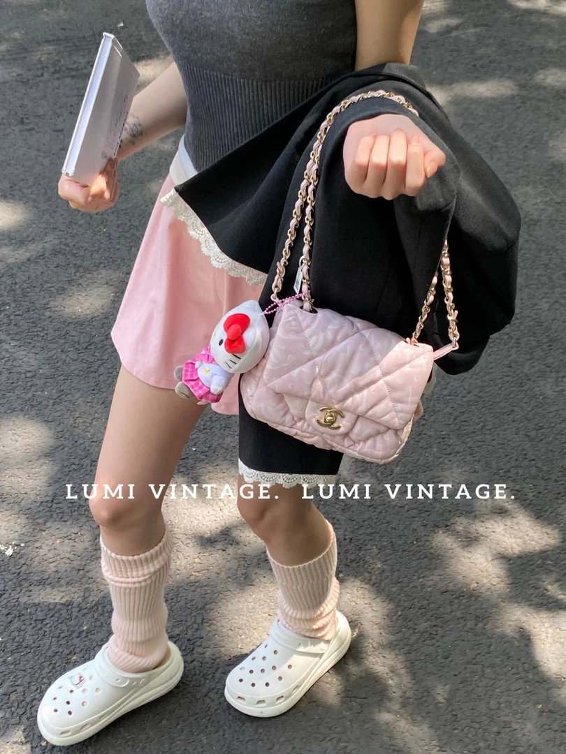 95新 Chanel/香奈儿 粉色运动logo泡芙包88830744