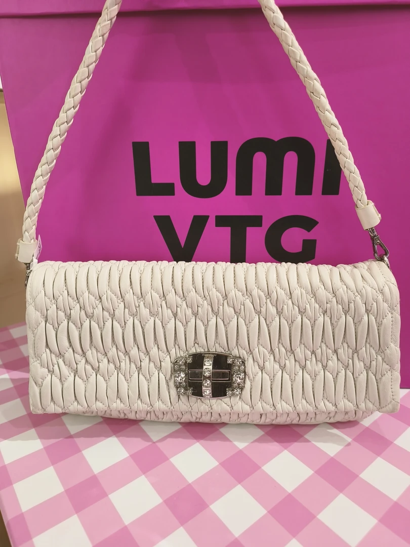 95新 MIU MIU/缪缪 白色小号钻链包83926876