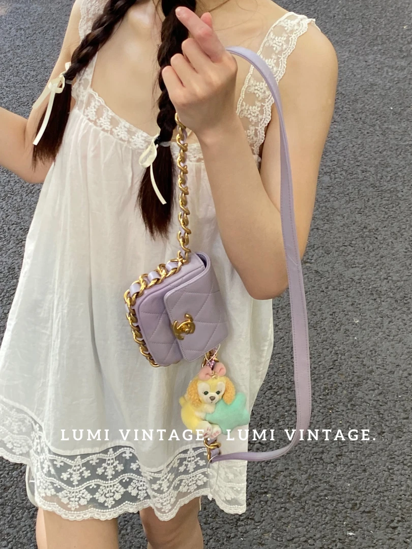 95新 Chanel/香奈儿 迷你垂蓋手袋 83566912