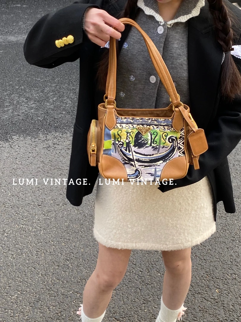95新 Prada/普拉达 棕色涂鸦机车72511550