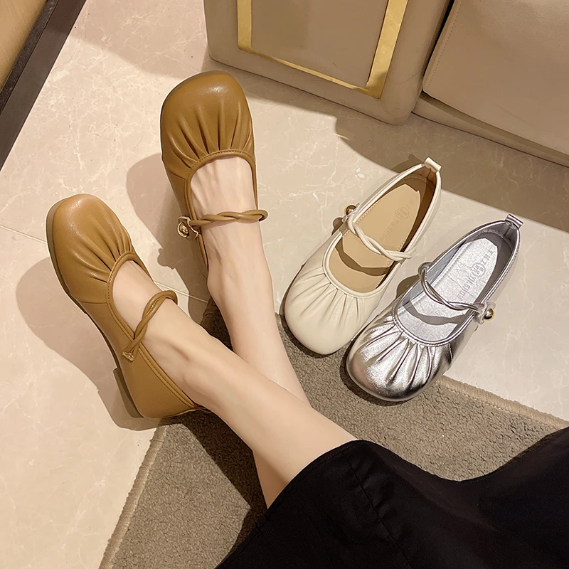 云朵夏季浅口褶皱法式单鞋2024百搭软底温柔复古奶奶鞋银色通勤