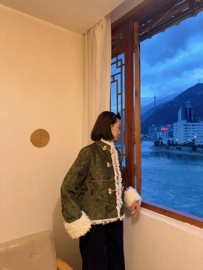 冬季新款藏式加厚【擦热包边牛油果绿】短款外套气质百搭