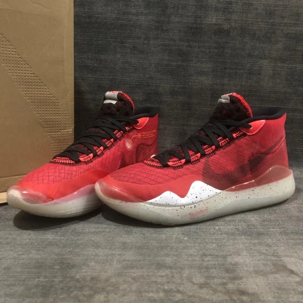 42码/杜兰特 KD12 白红 准新 鞋垫标签在 气垫饱满 原盒在 篮球鞋