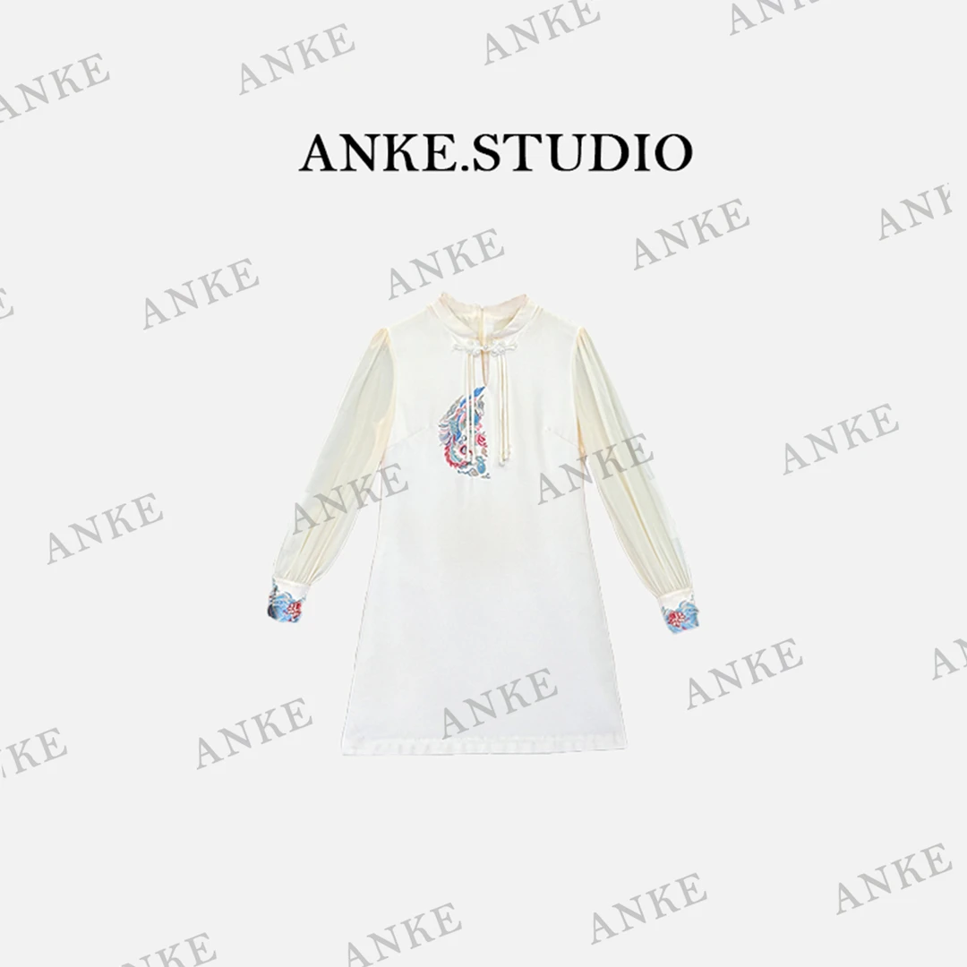 秋冬新中式高端时尚气质轻奢显瘦百搭中国风刺绣长袖打底连衣裙女