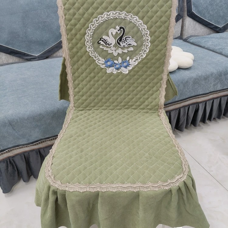 连体椅子垫易打理，反面大颗粒硅胶防滑，有效的保护的椅子的磕碰，