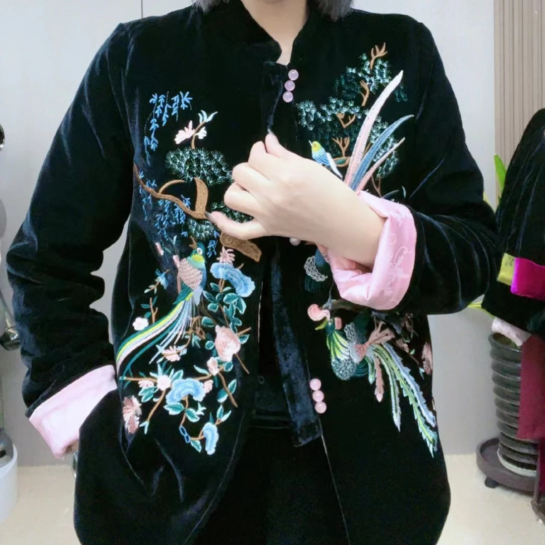 V+巍子原创时尚丝绒刺绣喜上梅稍中国风加棉外套8826#