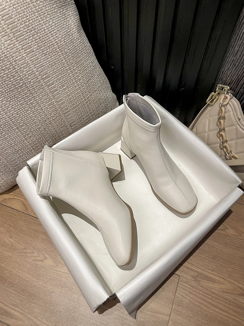 2023年新款方头时尚女靴粗跟韩版舒适百搭款瘦瘦靴休闲短靴6601