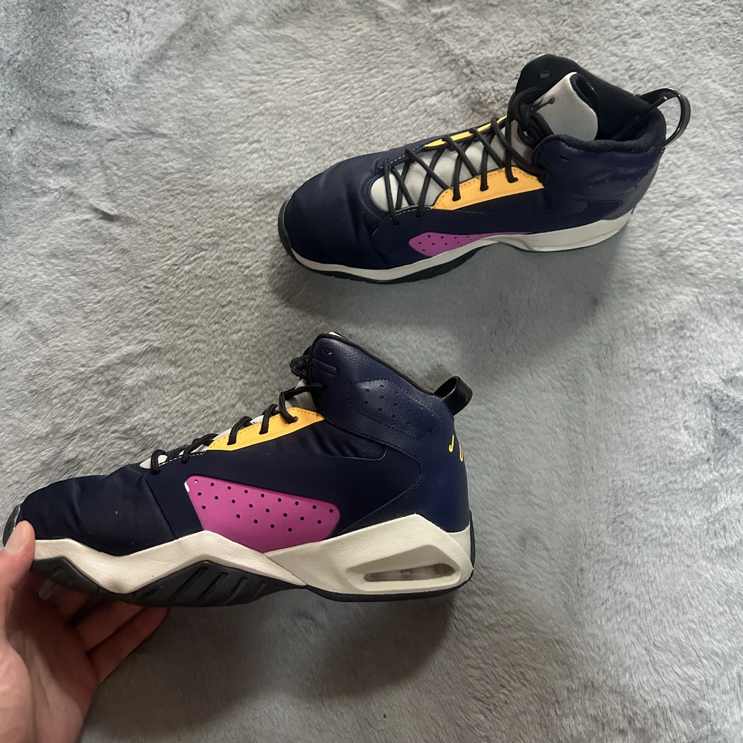41码 aj lift off网布 90新 鞋底磨损小 鞋面新 中古篮球鞋