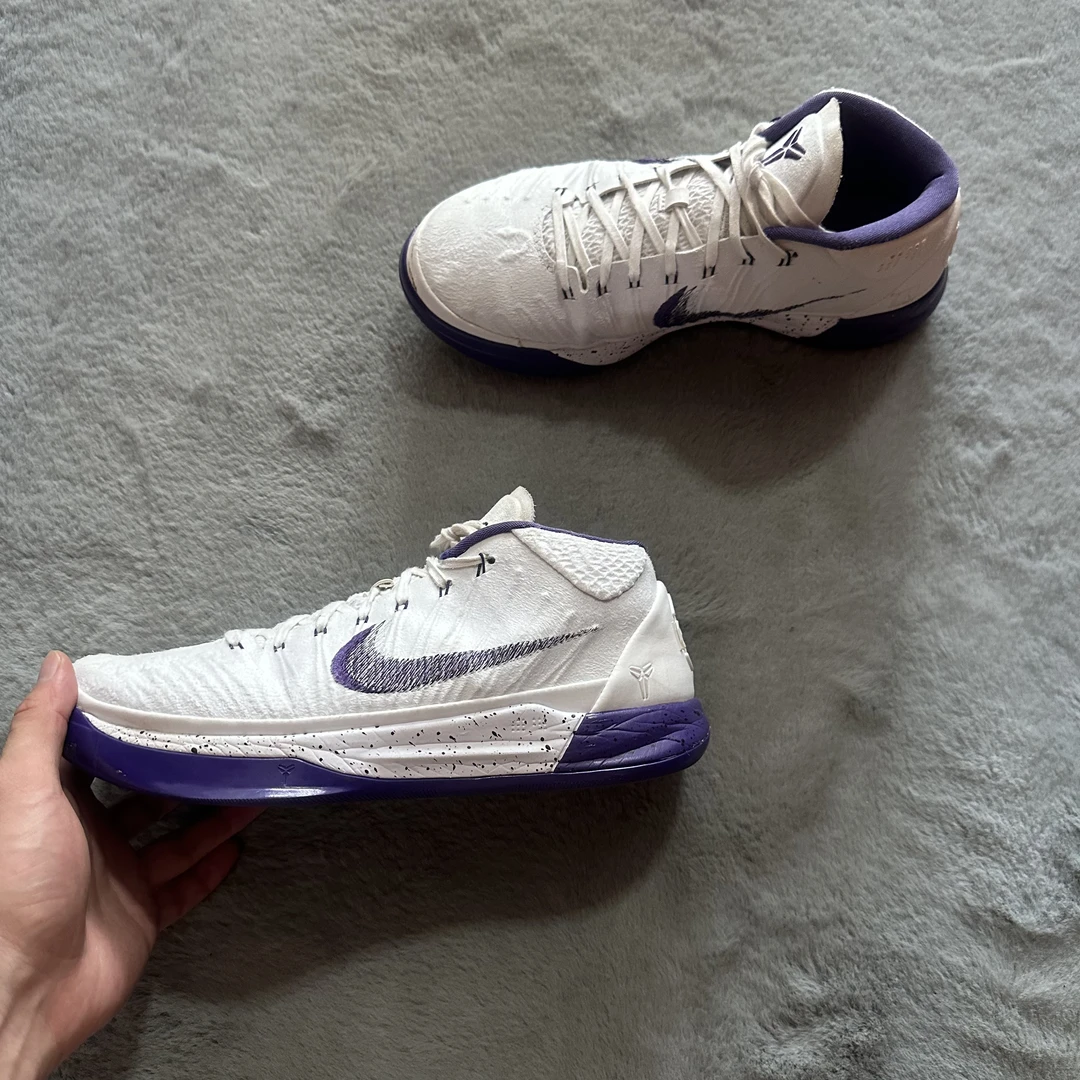 43码 Nike 科比ad白紫 95新 鞋底磨损小 鞋面新 气垫 中古篮球鞋