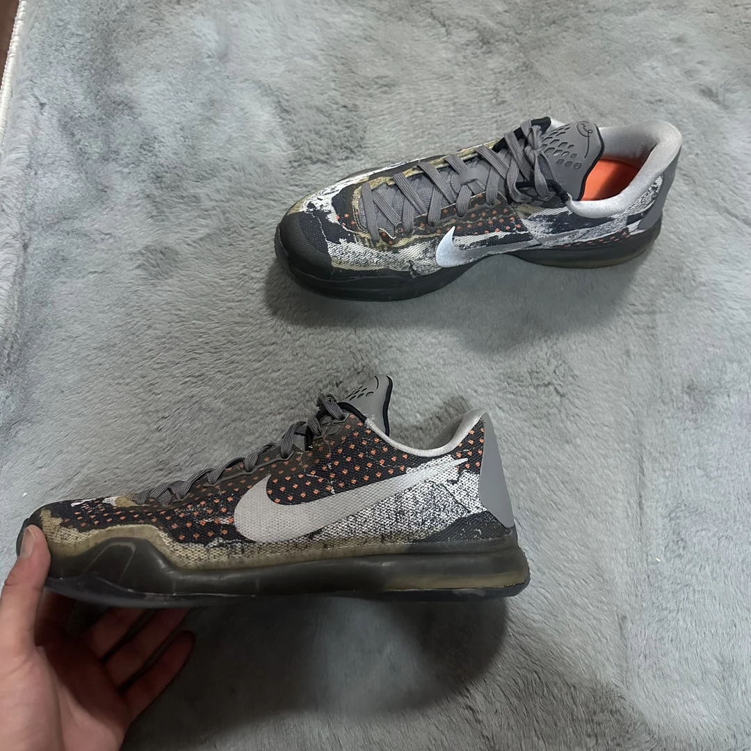 46码 Nike zk10灰鸽子 95新 鞋底磨损小 鞋面新 气垫 中古篮球鞋