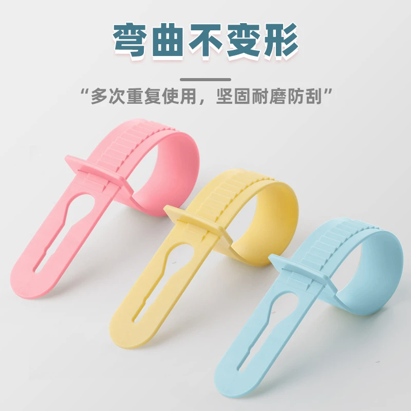 晾衣架防风扣加厚晾晒固定锁扣防滑防脱落衣杆卡条家用调节挂衣钩