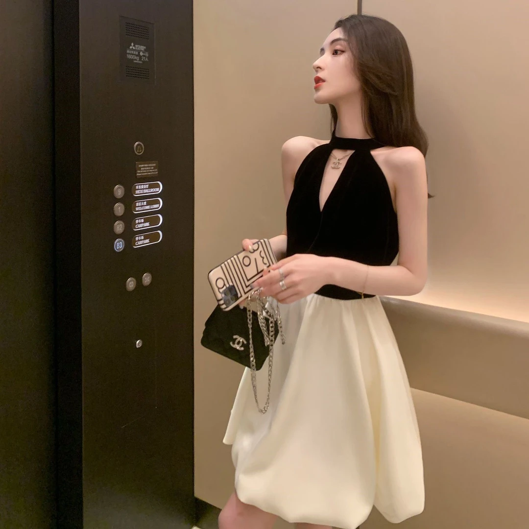 小香风连衣裙2023夏季新款女装法式高级感御姐风显瘦露肩时尚裙子