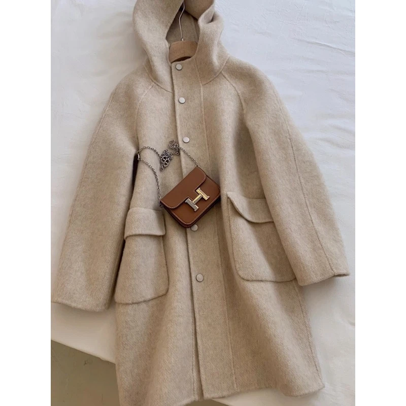 QDA5159韩系温柔卡其色连帽毛呢外套高级感斗篷呢子大衣女冬季