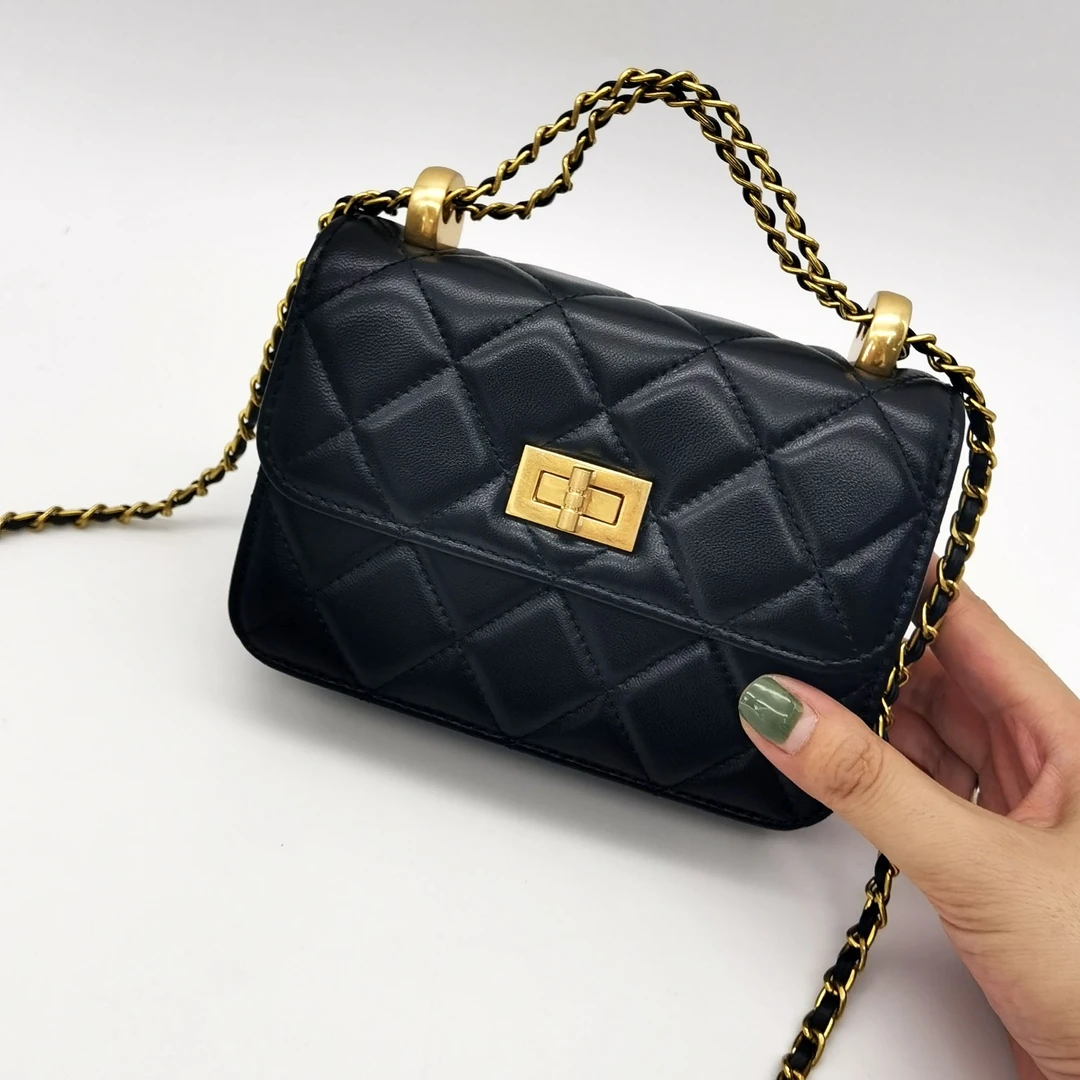 火不火真羊皮双金球小香风信封包轻奢菱形格方包斜挎包百搭方锁包