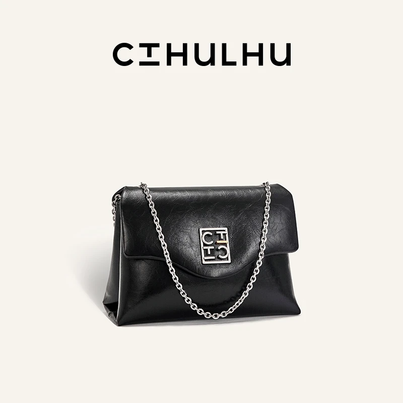 CTHULHU【慕斯枕头包】CT307B053韩国小众品牌气质真皮轻奢秋冬包WW