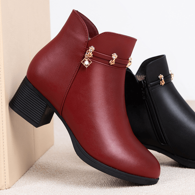 妈妈鞋子2024冬季新款软皮棉鞋中跟短靴中年女靴子中老年加绒皮鞋