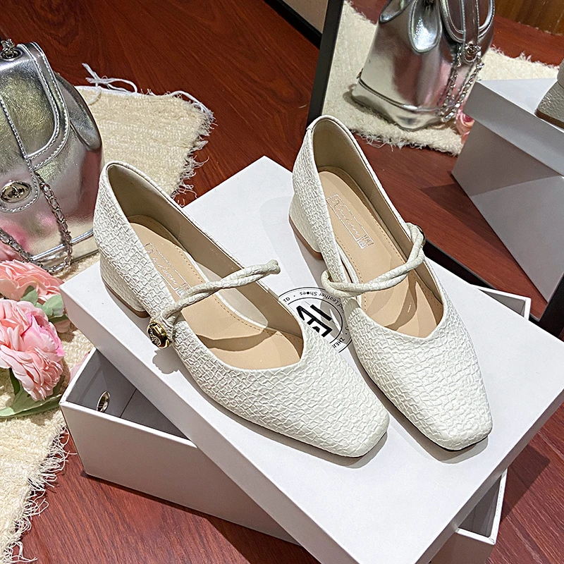 龙242-1   温柔风淑女日常2024时尚女鞋水钻方头粗高跟玛丽珍鞋