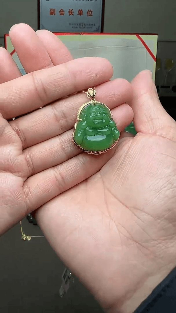 【闪购商品】和田玉颈饰18K金镶嵌佛