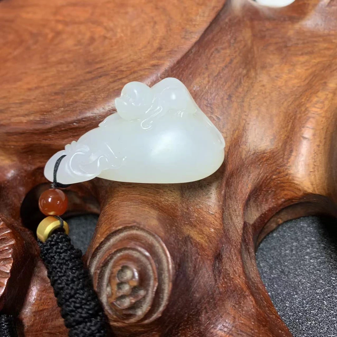 和田玉福袋吊坠、精雕男女通戴百搭款、608010#顺丰包邮