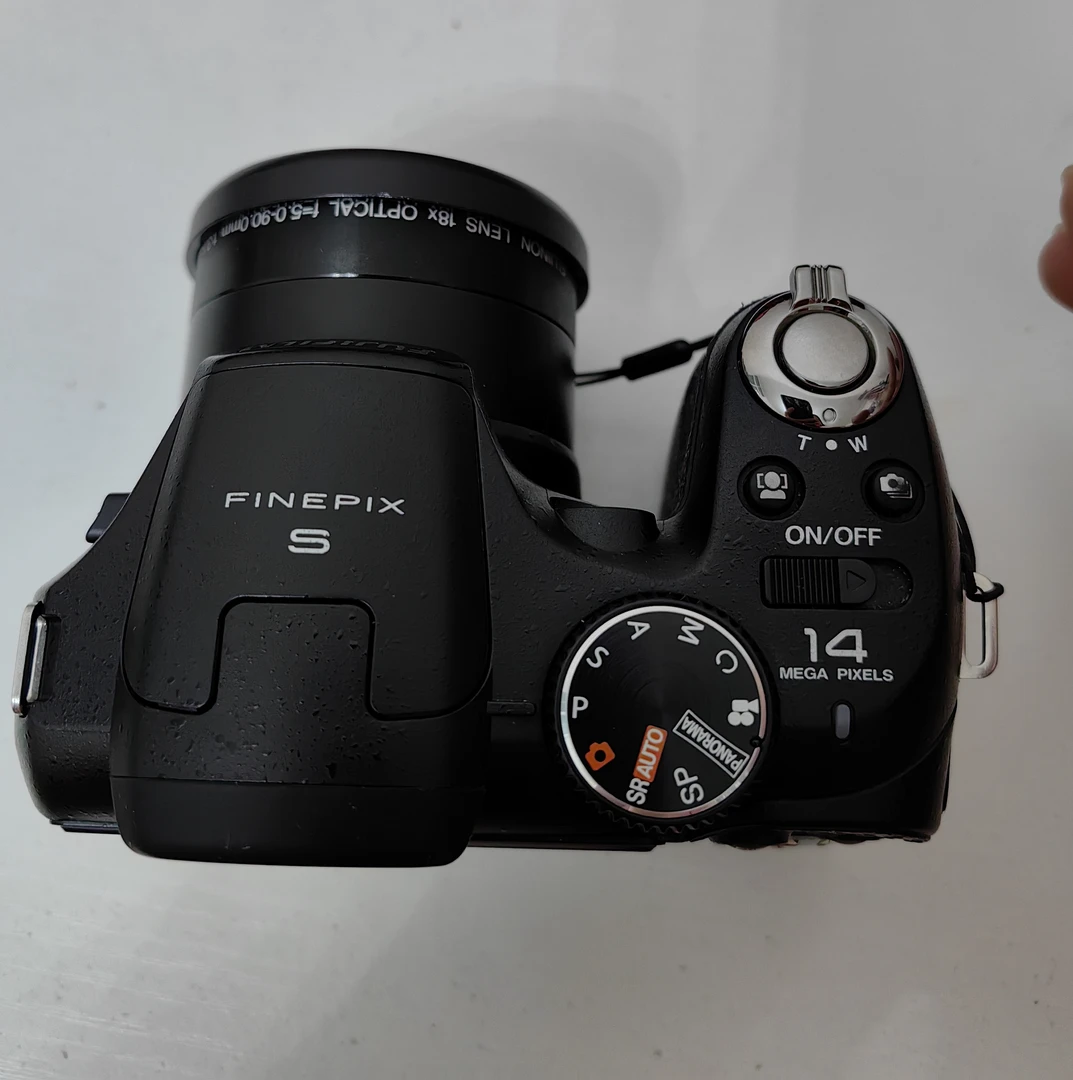 95新 Fujifilm/富士 S2950