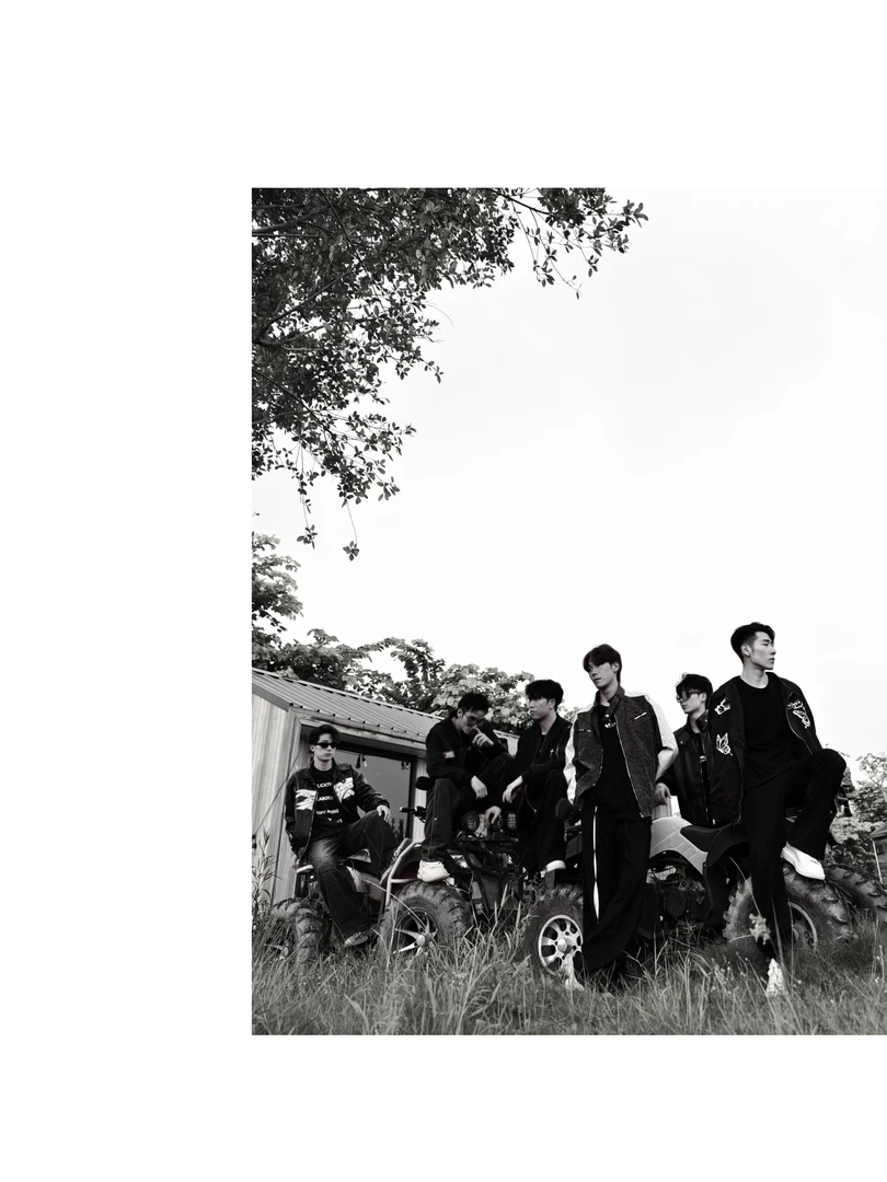 25013  小众潮牌春季假两件衬衫外套   CK