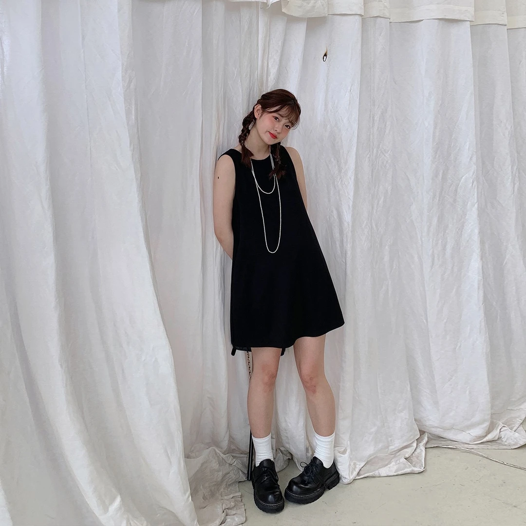 晶咕白标~黑色长款背心裙女早春2025新款显瘦无袖连衣裙小黑裙