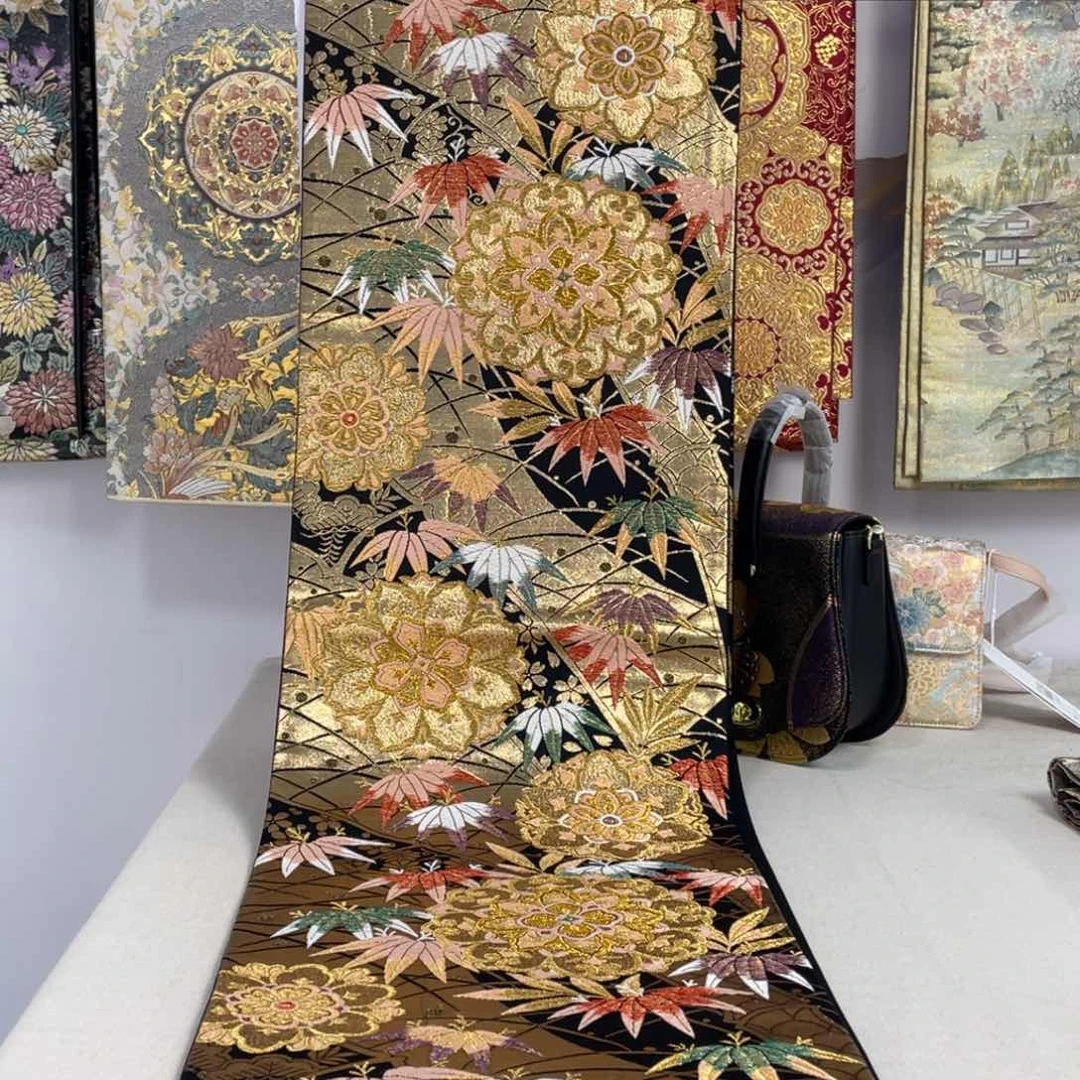 织绣竹叶宝相花织锦